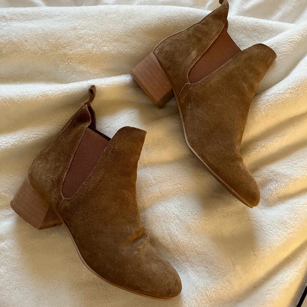 Booties - Picture 5 of 5